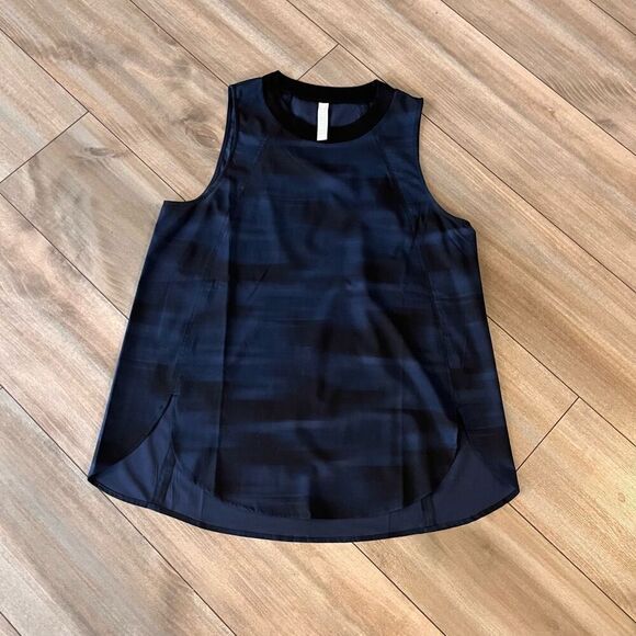 Athleta Blue Pattern Athletic Workout Tank Too Women Medium‎ - Picture 1 of 4